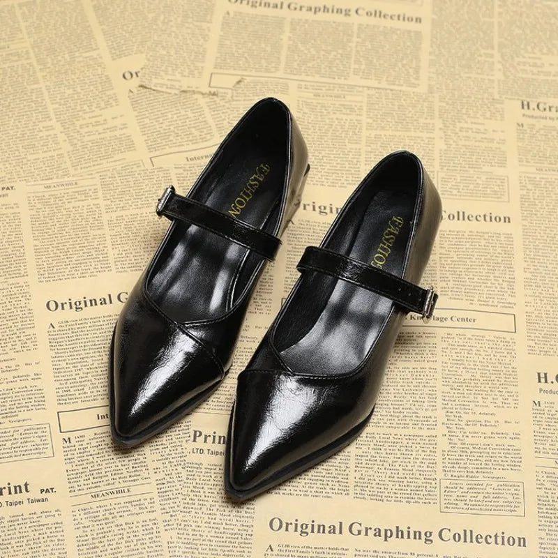 Mid-length Single Shoes Spring and Summer New Fashion Belt Buckle Pointed Toe Comfortable Shallow Toe Leather Shoes