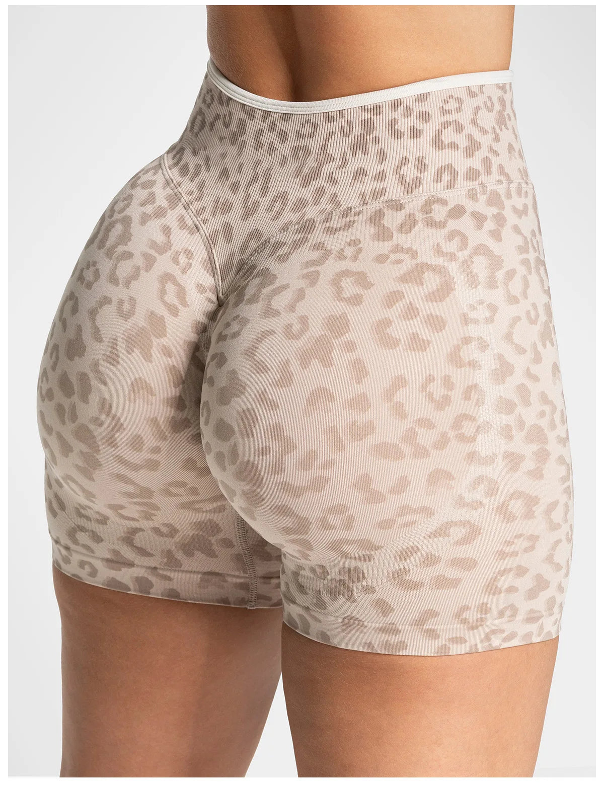 Leopard Print Gym Shorts Women Seamless High Waist Scrunch Butt Lifting Yoga Shorts Workout Running Fitness Tummy Control Shorts