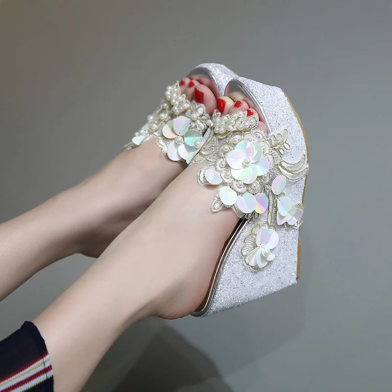 New Summer Flower Decoration Platform Wedges Sandals Women Fashion Silver High Heels Female Summer Gold Shoes Size 34-40