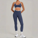 Women's Seamless Yoga Sets Sports Fitness Gym Sleeveless Vest Hip-lifting Slim Fit Pants Suits Running Training Workout Sets