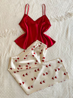 New V Neck 2 piece Women's Pajamas with Contrast Color Solid Top with Heart Printed long Pants Casual Sleepwear Set for Ladies