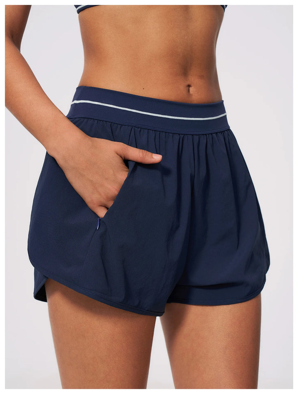 New Brushed Sports Shorts Women High Waist Fake Two Pieces of Anti Glare Shorts Leggings Casual Loose Pocket Fitness Sportwear