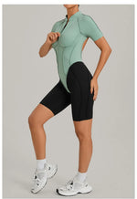 Women's Seamless Yoga Jumpsuit Sports Workout Running Hip-lifting Slim Fit Shorts One-Piece Training Fitness Gym Bodysuit