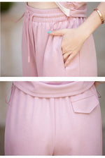 Knitted two-piece casual suit is loose and comfortable