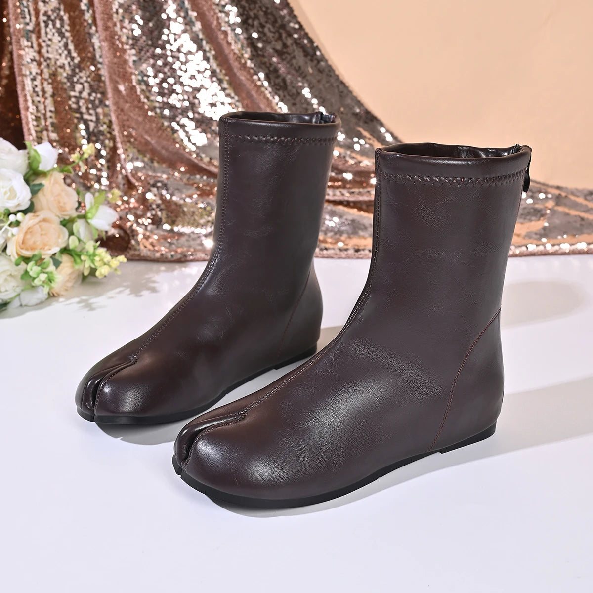 Women Tabi Split Toe Ankle Boots Soft Leather Back Zipper Wedge Hidden Heel Casual Fashion Short Boots