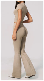 Seamless High Elasticity Yoga Sets Women Short Sleeve O Neck Sports T Shirts Workout Outfits Running Wide Leg Pants Fitness Suit
