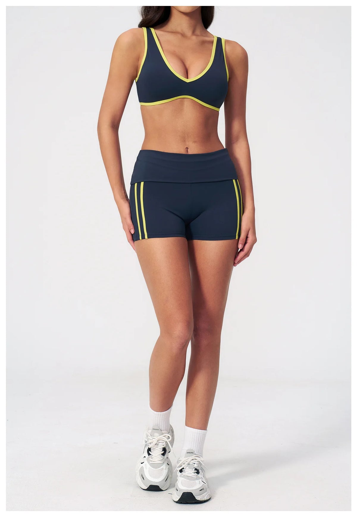 Tight Color Contrast Yoga Suit 2 Pieces Women V Neck Sports Bra Pleate High Waist Shorts Gym Running Fitness Suits Tracksuit