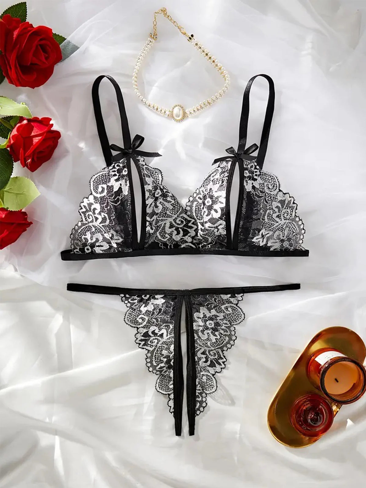 Floral Lace Sexy Lingerie Bow Open Split Cup Intimates Bra And Thongs Sets Crotchless Naughty Porn Sex Outfit Women's Underwear