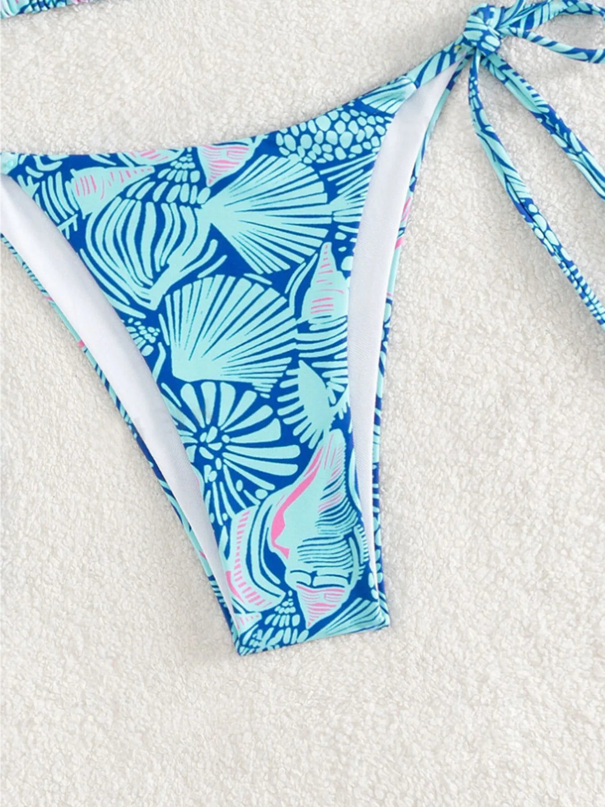 Sexy String Bikini 2024 Two Pieces Print Swimsuit Female Swimwear Women Thong Bikinis Set Bather Beachwear Bathing Suit Pool
