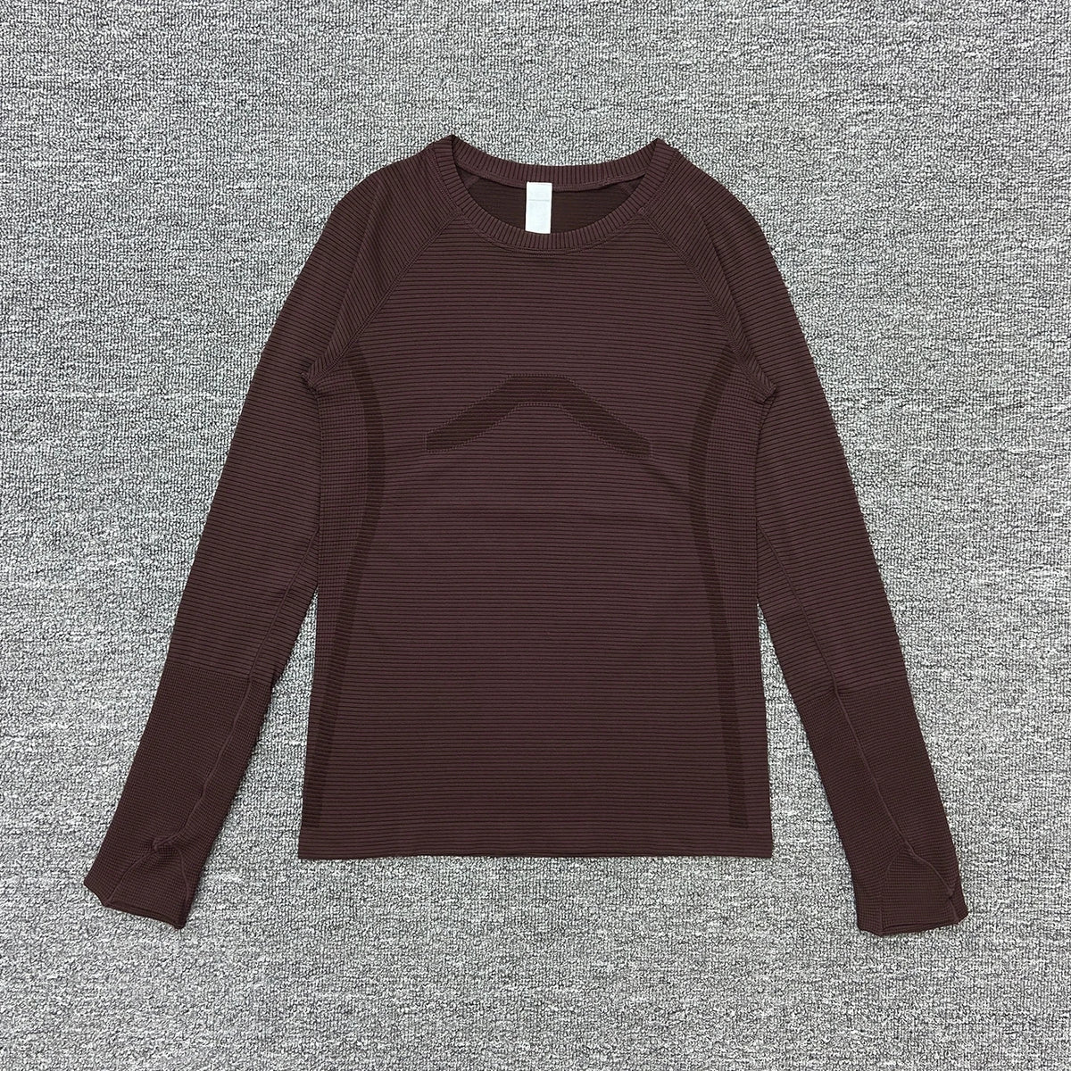 Women's Slim Fit Long Sleeve Yoga Sports Top Breathable Stretch Seamless Pilates Training T-Shirt Fitness Running Shirt T-shirt