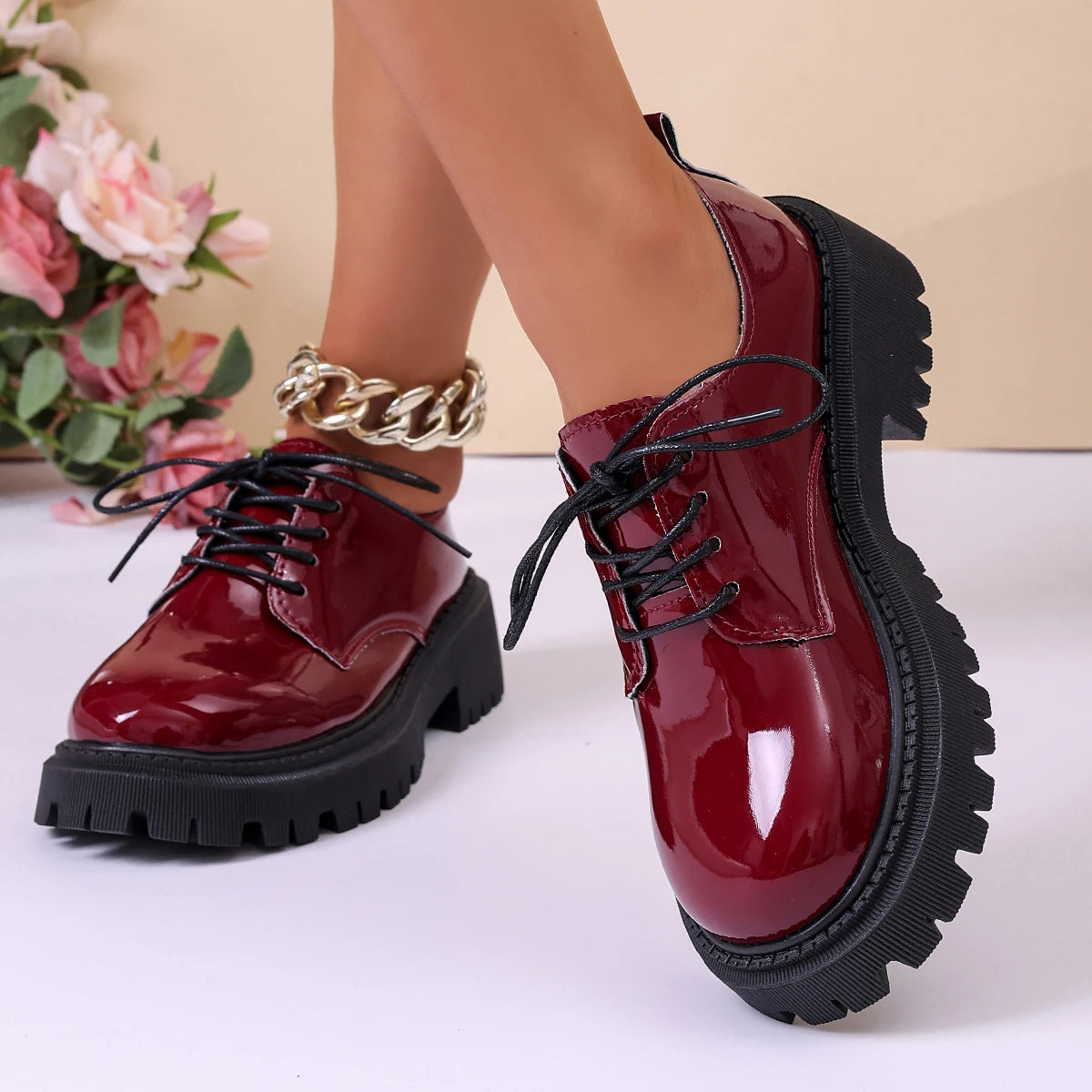 Women Patent Leather Platform Oxford Shoes Lace Up Chunky Lug Sole Round Toe Retro Sweet Cool Casual Dress Shoes
