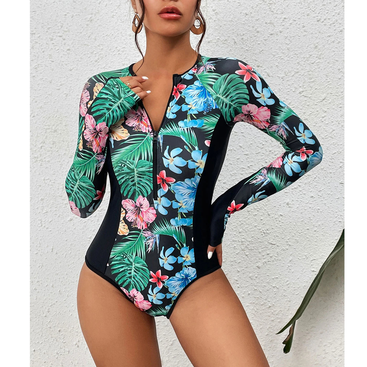 2026 Surfing Sport Swimsuit Long Sleeves Women One Piece SwimsuitSwimwear Solid Monokini Bathing Suit Tropical Bodysuit Female