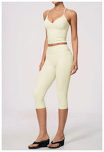 Summer Color Blocking Yoga Suit Women Tracksuit Hanging Neck V Neck Slim Sports Vest Tight Hip Lifting Capri Pants Fitness Sets