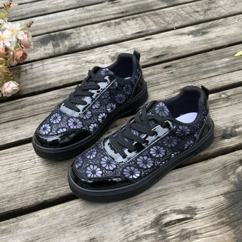 Summer Hollow Sneakers Women Flower Design Mesh Casual Sneakers For Woman Sports Shoes Comfy Breathable Women's Skateboard Shoes