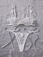 French Lace Heart Bra Set Girls Sexy Women Bralette Adjustable Transparent Embroidery Underwear Thong Bras Lingerie Panties Sets