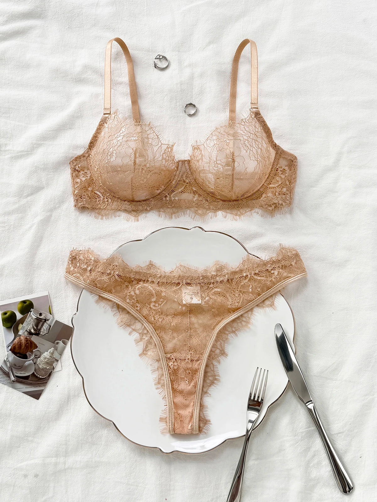 Ladies' Basic Style Thin Lace Bra And Panty Set Seamless Single Layer Eyelet Underwear Comfortable Intimate Apparel