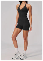 New Seamless Yoga Thread Set Women Hanging Neck V Neck Slim Sports Tank Top Hip Lifting Abdominal Tightening Shorts Fitness Suit