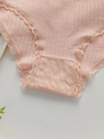 Women Ribbed Cotton Briefs Lace Trim Mid Waist Panties Soft Breathable Rhinestone Star Decor Ladies Daily Basic Underwear W134