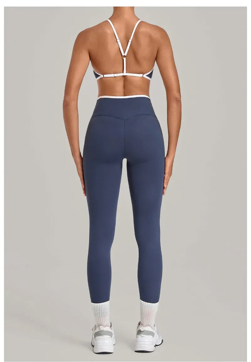 Women's Seamless Yoga Sets Sports Fitness Gym Sleeveless Vest Hip-lifting Slim Fit Pants Suits Running Training Workout Sets