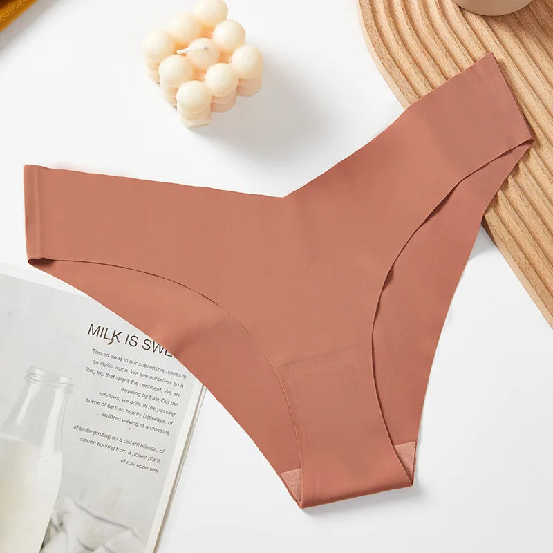 1 Pcs Women Summer Seamless Panties Breathable Low Waist Briefs Sexy Solid Silk Underwear Panty Female Intimates Lingerie