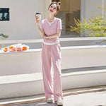 Knitted two-piece casual suit is loose and comfortable