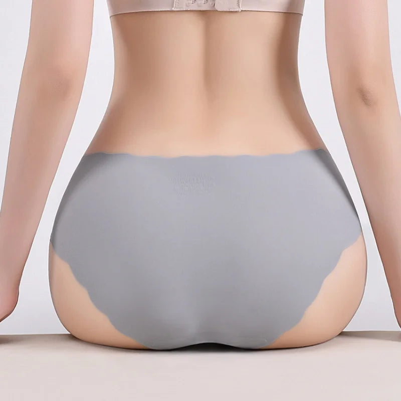 3Pcs/Set Seamless Ice Silk Panties Women Low Waist Briefs Female Underpants Invisible Underwear Sexy Lingerie M-XL Intimates