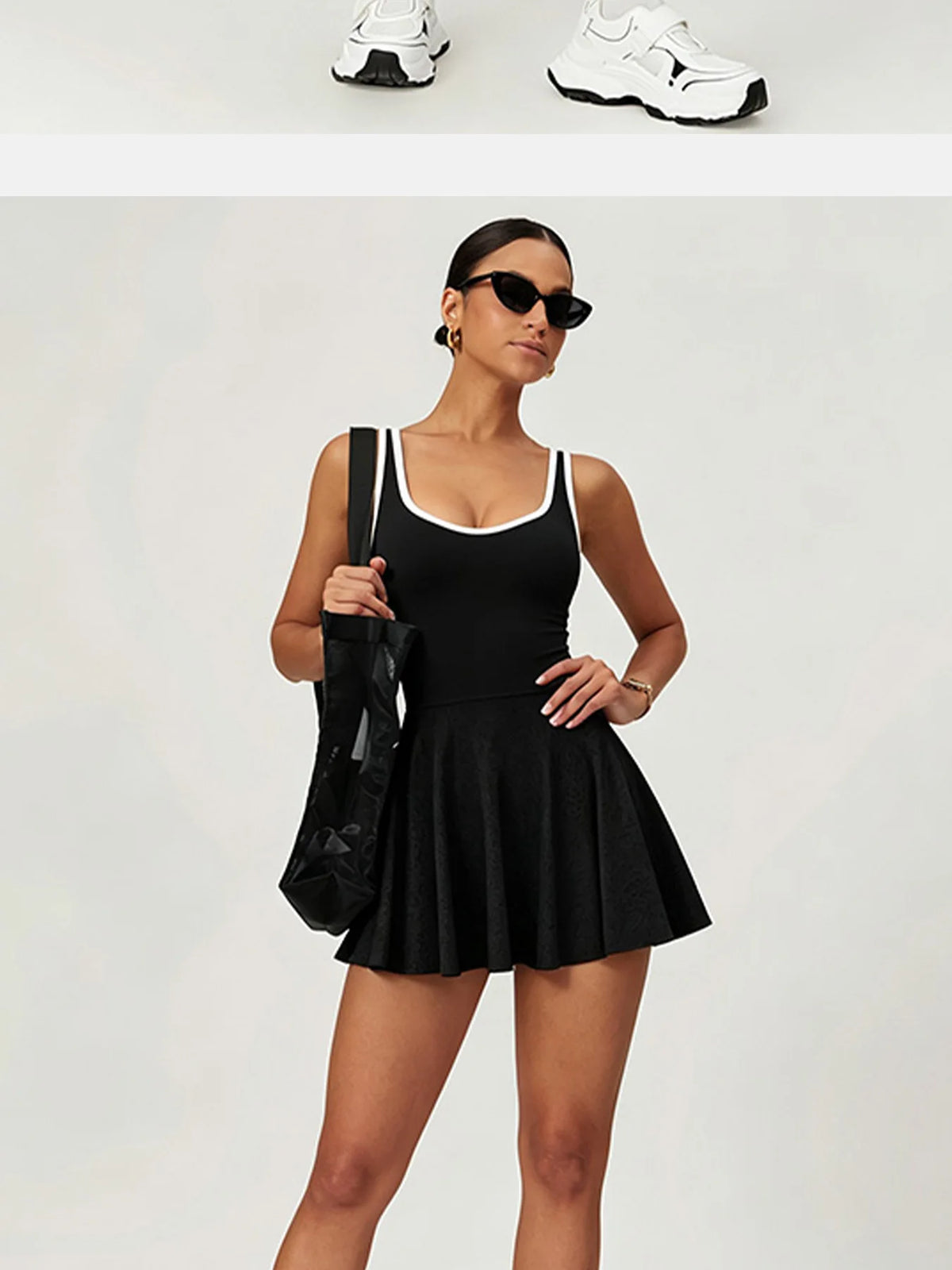 Naked Breathable Tennis Dresses with Built-in Pocket Shorts Women Color Contrast Hollow Out Backless Sports Golf Pleate Dress