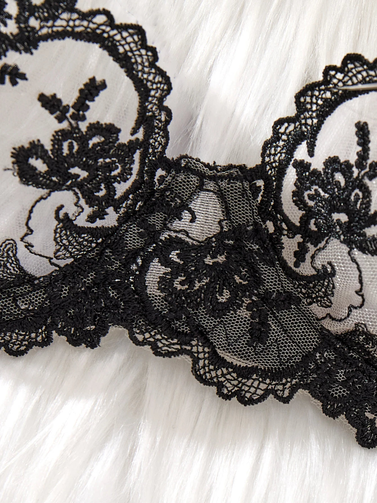Black Embroidered Floral Pattern Pajama Set - A Sexy Bra and Stockings Combination Set for Women ZA824034