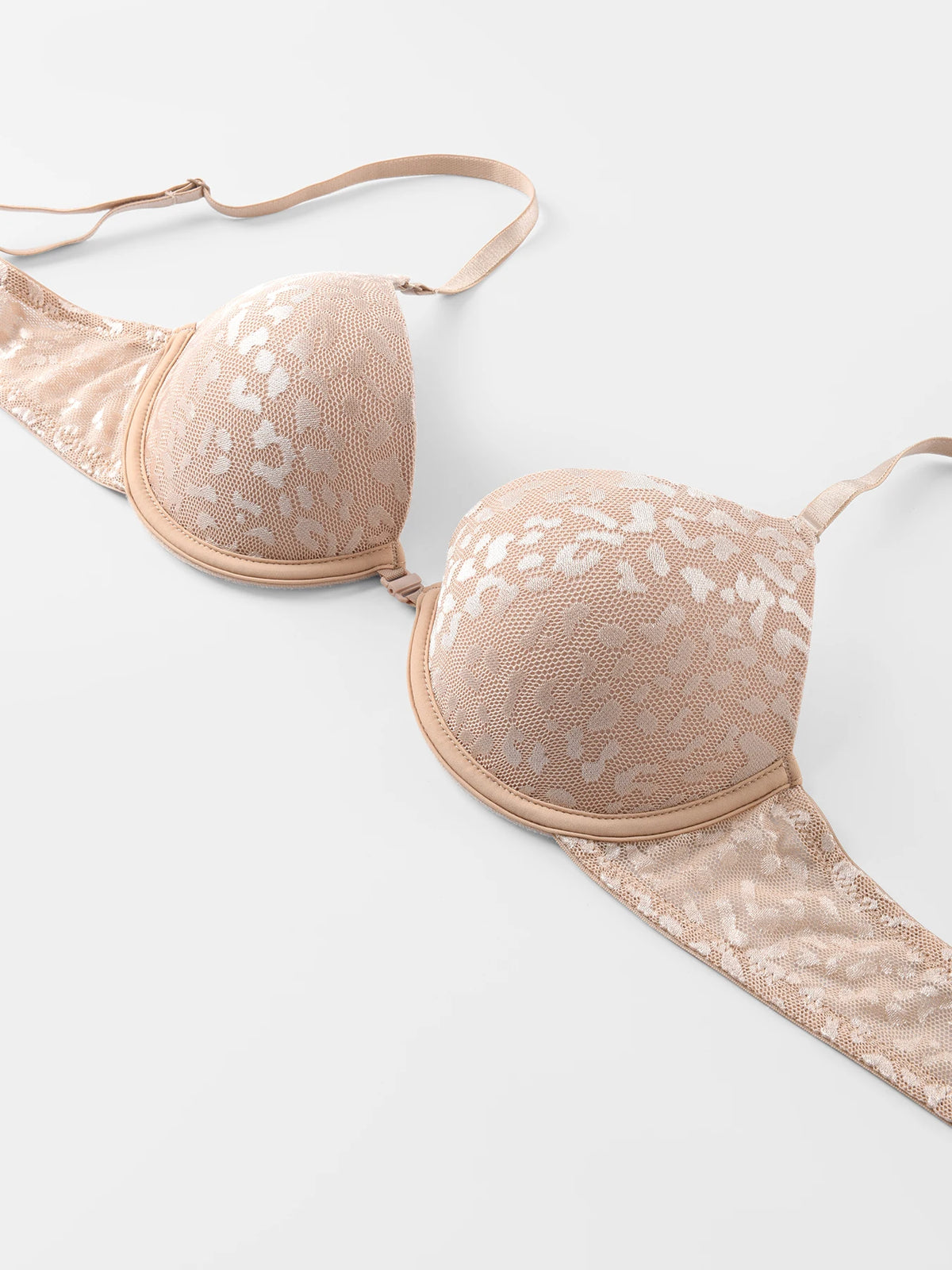 Women's Sexy Front Closure Push Up Bra Seamless Smooth Bra with underwire Makes Chest Look Smaller Lingerie beige