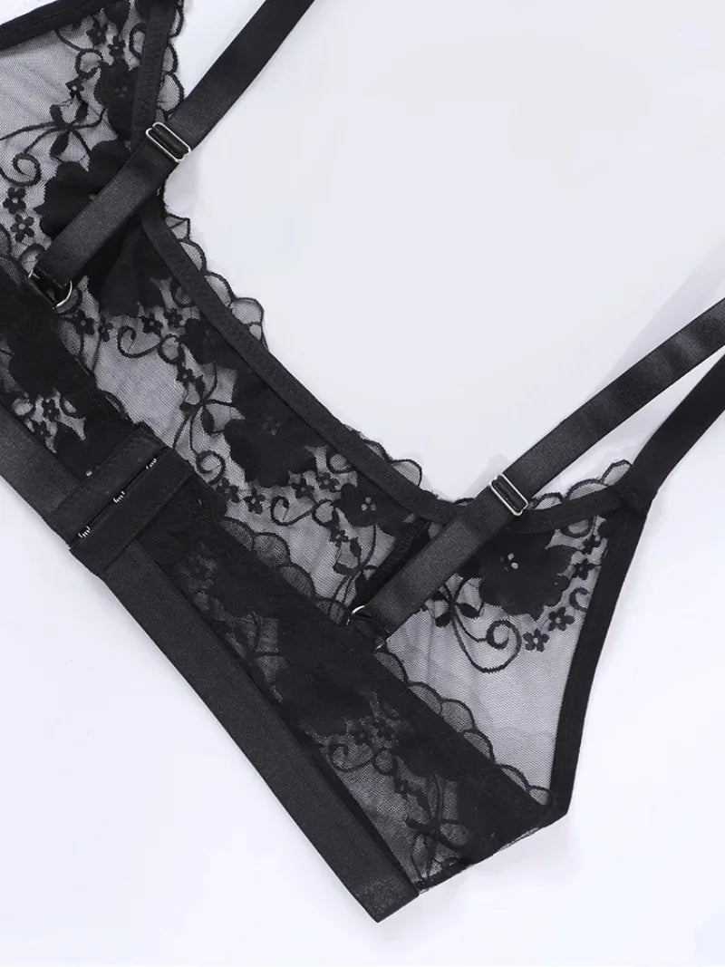 1pcs Plus Size 1XL-4XL Sexy Lace Women's Bras No Pad Breathable Sexy Lingerie 3/4 Cup Black Female Underwear Perspective Bra