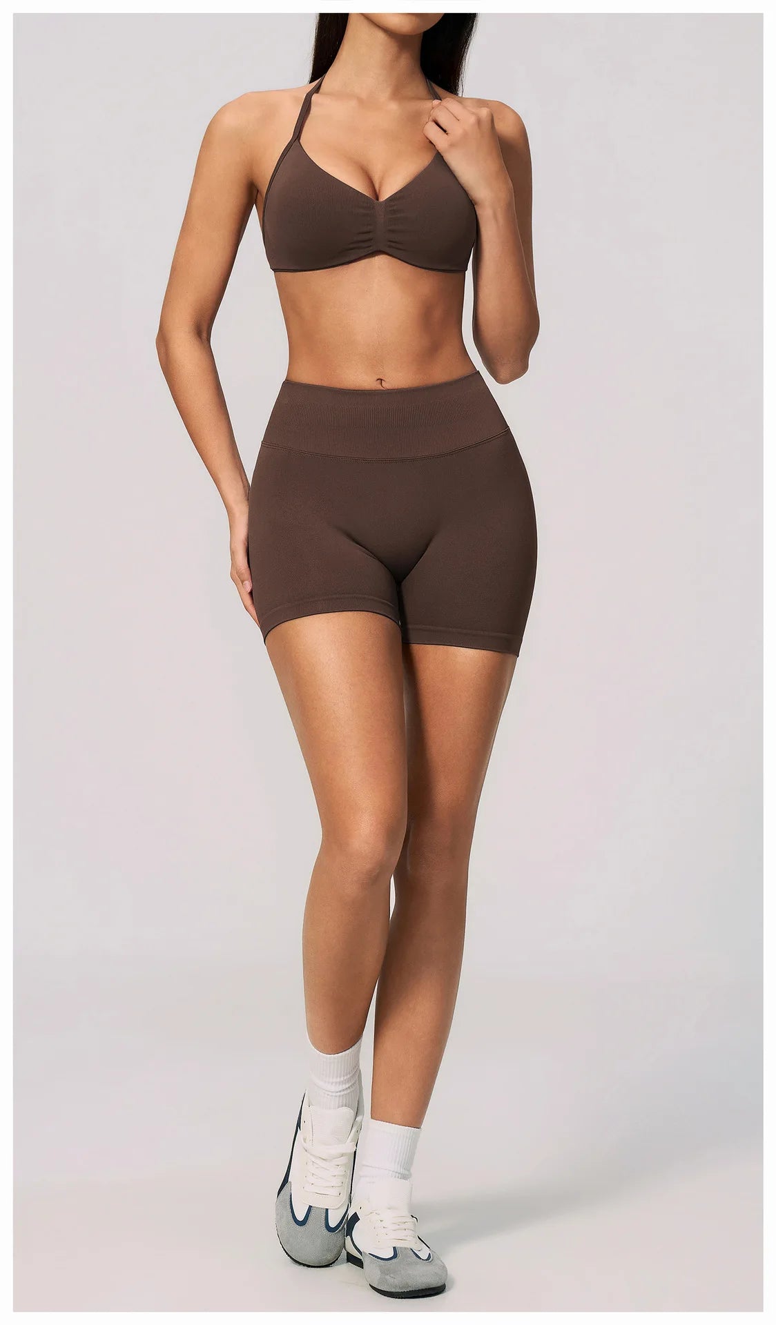 Seamless Yoga Suit Women Exposed Back Pleate Sports Bra High Waist Shorts Fitness Sets Outdoor Running Athletic Wear Tracksuit