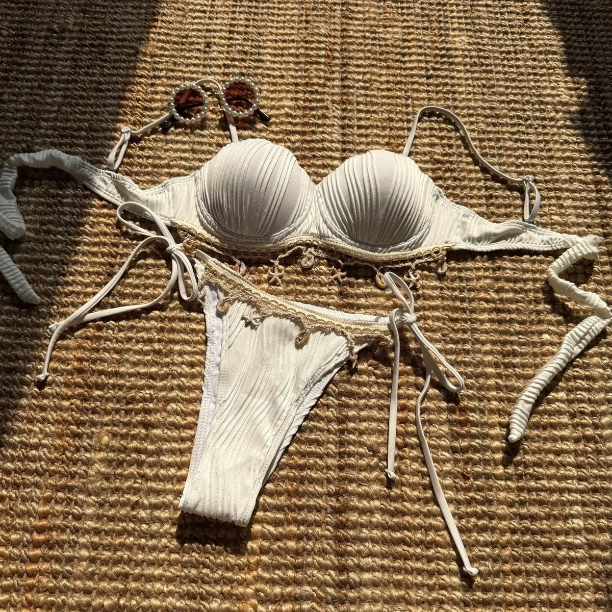 Sexy Shell Bikinis Sets Women White Ruffles Starfish Ornament Push Up Underwire Thong Swimsuit 2025 Beach Bathing Suit Swimwear