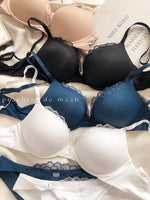 1 Set/Europe Women Underwear Set Sexy Push Up Bra and Panties Set Lace Romantic Comfort Lingerie Adjustable Straps Brassiere Set