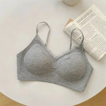 Comic Chest Bra No Underwire European Thin Straps Summer Women Lace Gathering Push Up Seamless Bras Japanese Style Natural Look