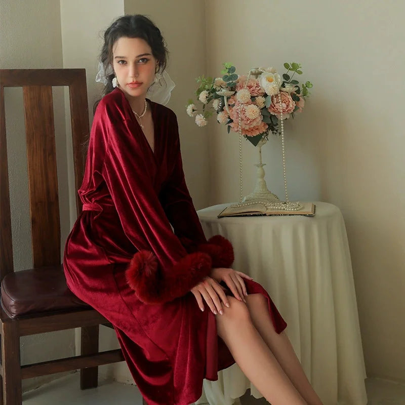 New Bride Wedding Robe Gown Women Velour Sleepwear Luxury Feather Kimono Bridesmaid Team Velvet Bathrobe Long Nightwear