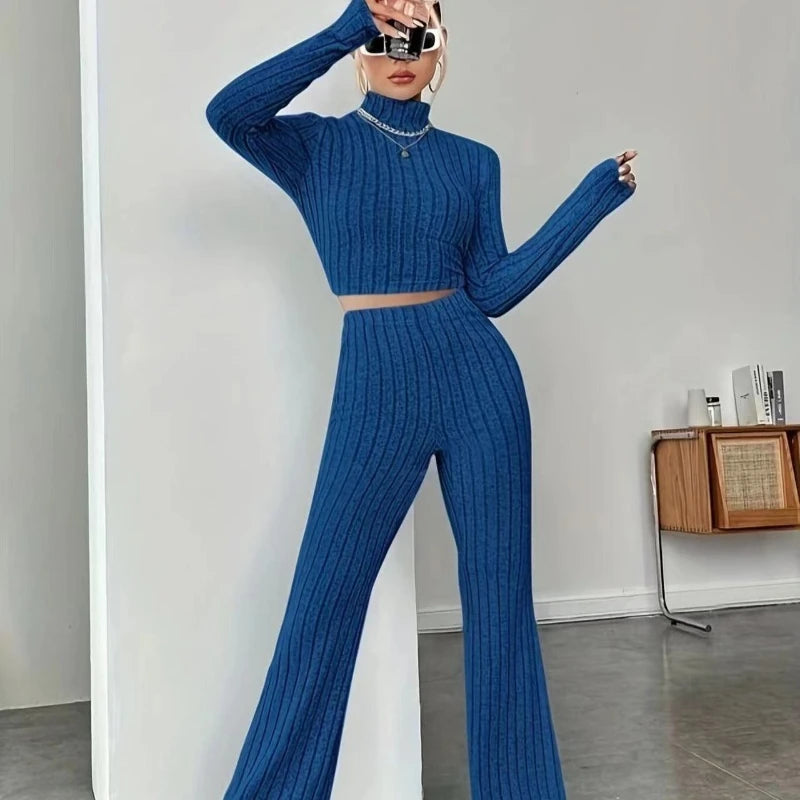 Stand Collar Navel T-shirt and Trumpet pants