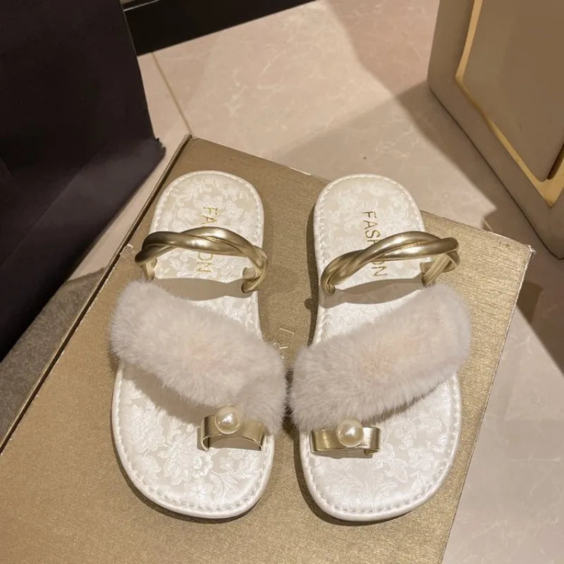 Sweet French Plush Slippers Casual Pearl Flat Flip-flops Anti-slip Fluffy Plush Sandals Slippers Summer