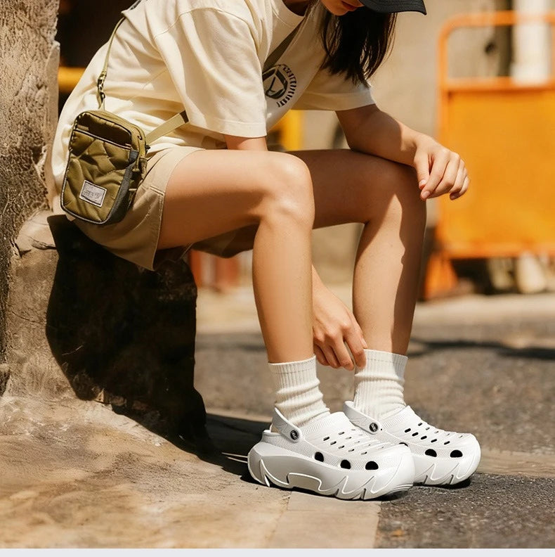 Thick Sole Fashion Clogs For Women Summer Platform Shoes Soft EVA Girls Indoor Street Slippers FemaleLeisure Wedges Sandals