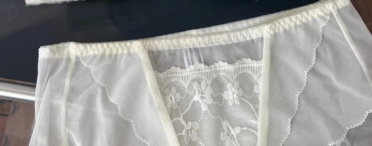 Summer Hot Sale! Front Closure Compression Bra for Small Bust - Sexy Lace Back Push Up Bralette, Lightweight Invisible Comfort