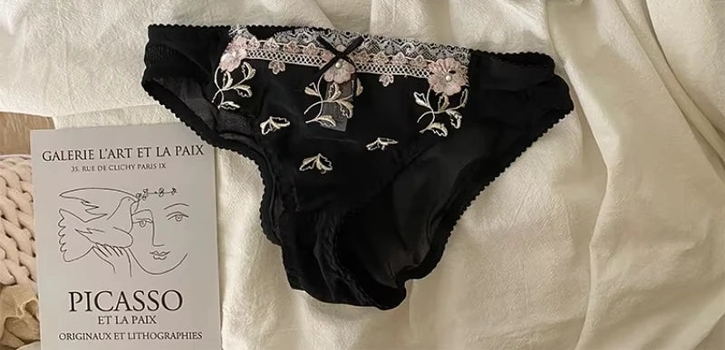 MOYISU New Arrival Luxury Pure Desire Lace Tulle Sexy Panties Lingerie Set Lilacs Embroidery Girl Boobs Big Size Big Boobs Small