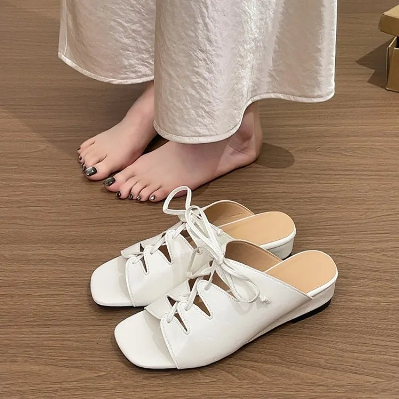 Fashion Crisscross Straps Women Slippers Summer Outdoor Casual Slippers Fashion Round Toe Ladies Shoes Novelty Solid Color Shoe