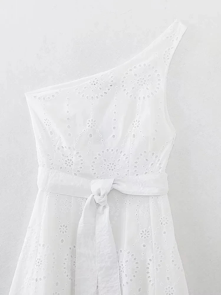 Foridol White One Shoulder Autumn Cotton Dress Women Winter Casual Dress Vestidos Maxi New Embroidery Boho Beach Dress Holiday