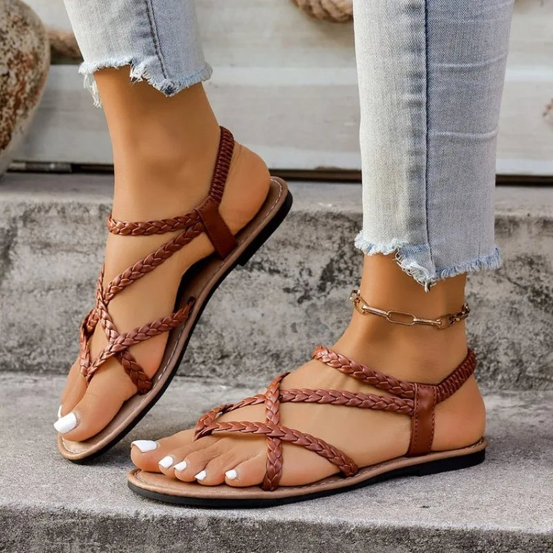 Women Beach Woven Hollow Sandals Women Flats Casual Clip Toe Sandals Summer 2026New Fashion Walking Zapatos Dress Femme Slides