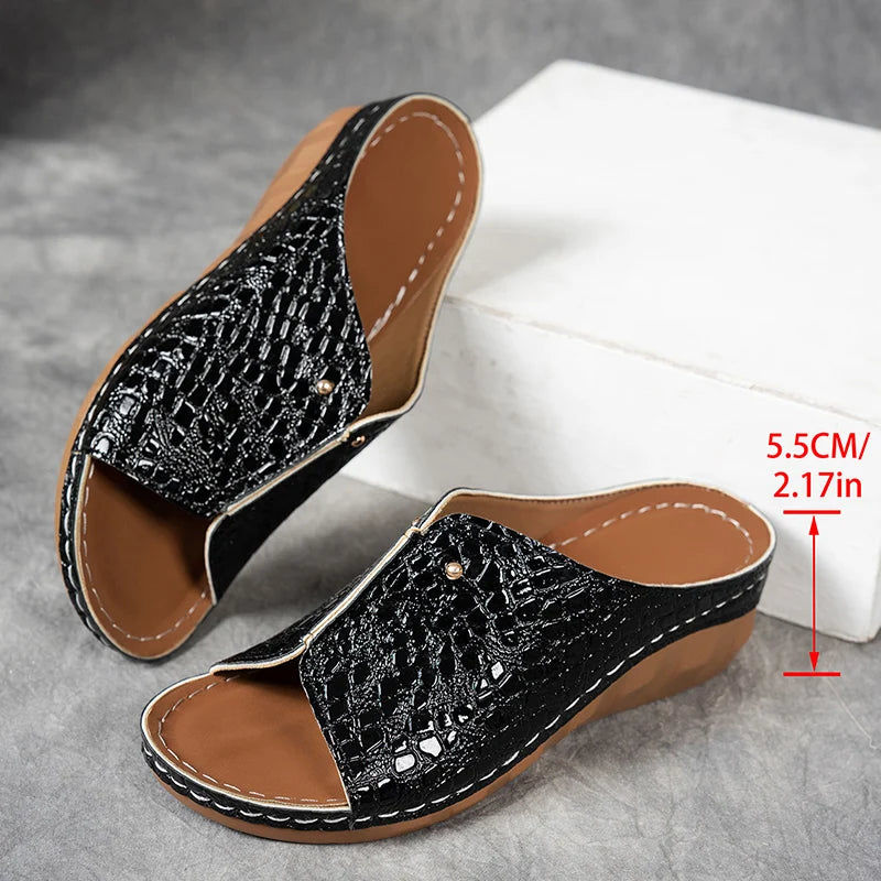 Gold Snake Pattern Wedges Sandals Women Lightweight Thick Sole Platform Slippers Woman Plus Size Non Slip Beach Sandalias Mujer