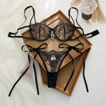 Pure black lace strap lingerie set - Sexy mature style net fabric embroidery 3/4 cup shaping bra thong set ZA825201