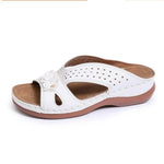 New Women's Slippers Casual Flower Hollow Wedge Beach Shoes Outdoor Fashion Platform Comfortable Non-slip Sandals Plus size 43