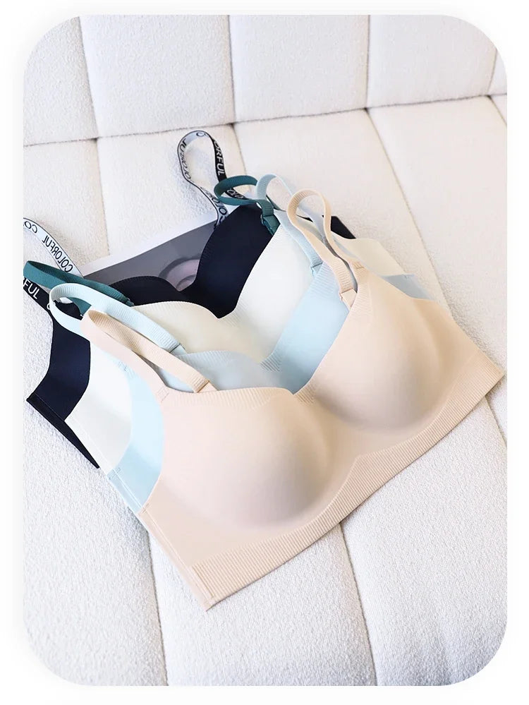 MOYISU Traceless Bra Women's Small Breasts Hold Together Without Underwire Comfort Skin Friendly Soft Support Bra Women's Bras