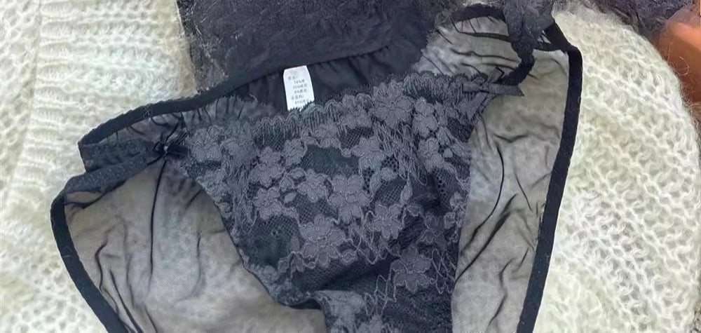 Sexy French Lace Halter Bra for Summer Wireless Crinkle Free Bralette for Small Bust Beautiful Back Lingerie Set S-XL MOYISU BC