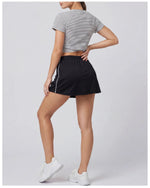 Women's Yoga Outfit Set Black Stripe Tennis Skirt Workout Clothes Short Sleeve O Neck Sports T Shirts Mini Skorts Fitness Sets