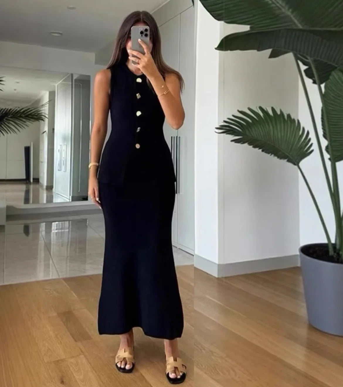 Simple Style Two Piece Set Woman New In Matching Sets Two Piece Outfits Sleeveless Tops Skirts Solid Color Temperament Commuting
